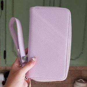Thirty one all about the Benjamin's wallet